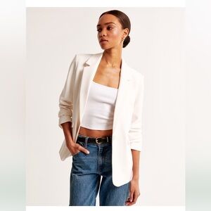 Brand new Loft blazer never worn, perfect condition.